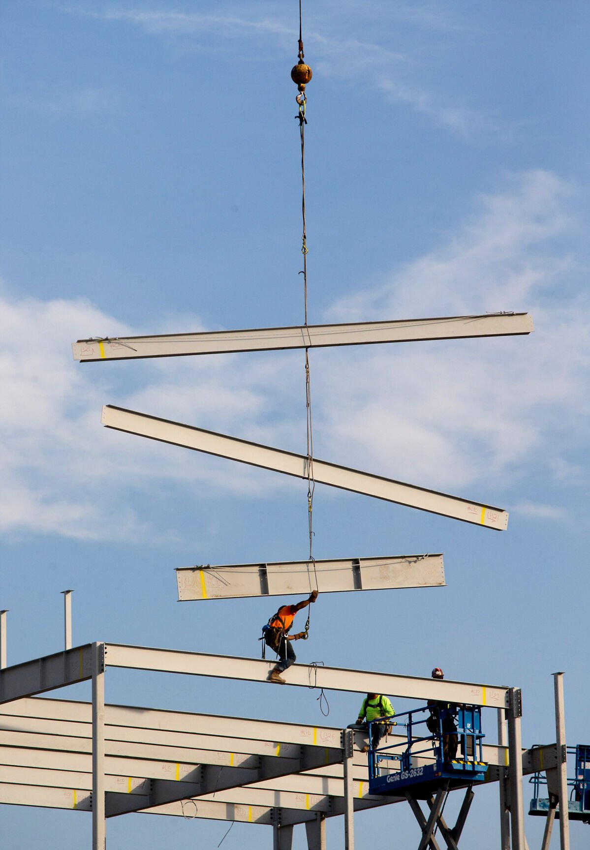 FTSG_5096795162_GoingUp.jpg